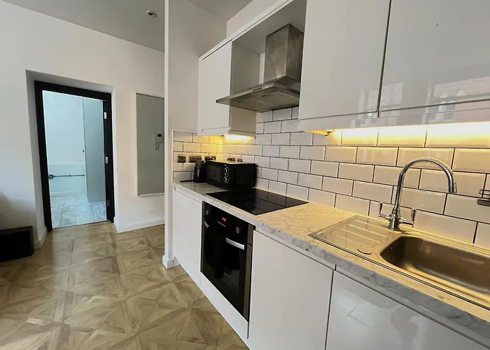 Апартаменти 1 Bed Luxury *